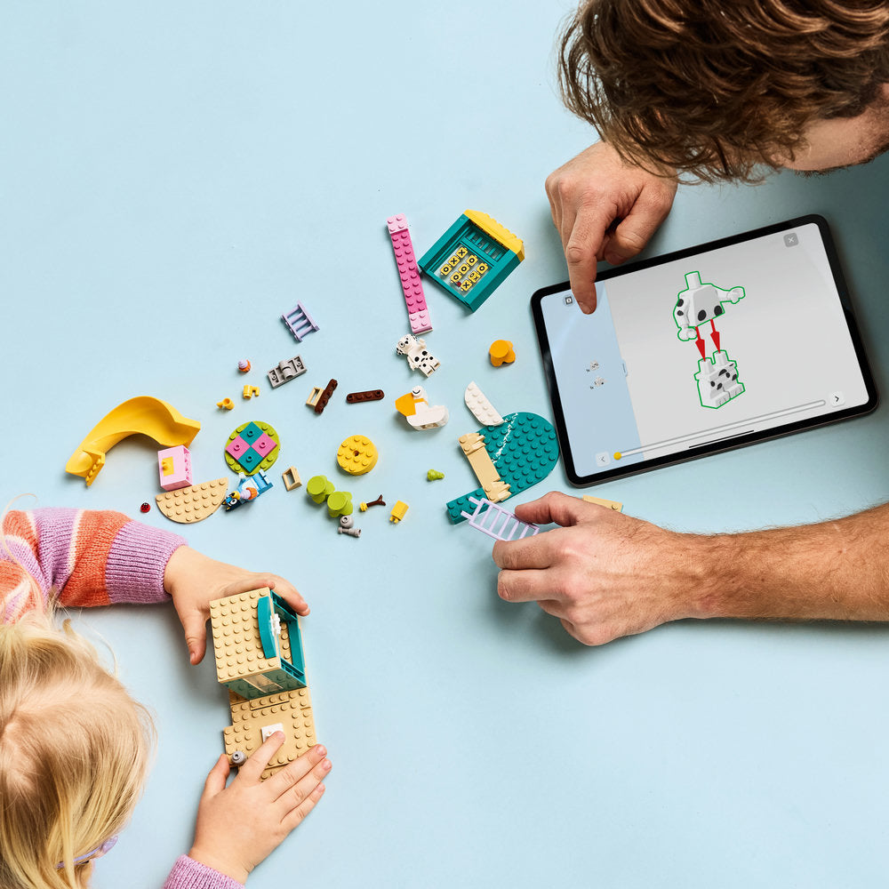 Lego Playground Fun with Bluey and Chloe | 11201