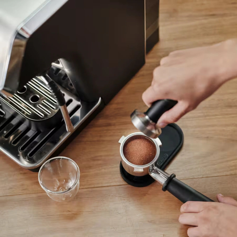 Delonghi La Specialista Arte Manual Bean to Cup Coffee Machine - Black | EC9155.MB