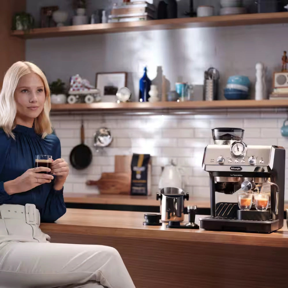 Delonghi La Specialista Arte Manual Bean to Cup Coffee Machine - Black | EC9155.MB