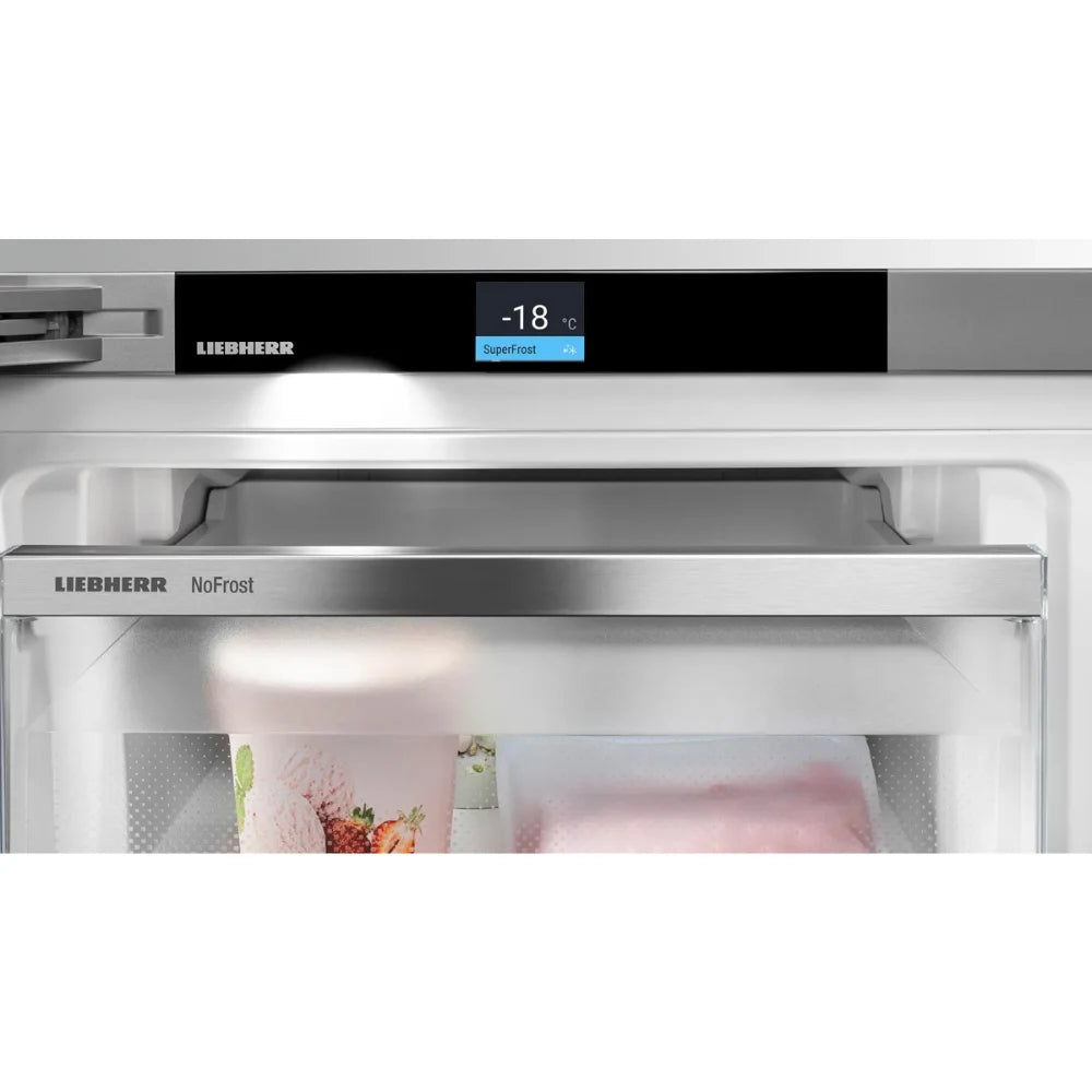 Liebherr 201.5cm No Frost Fridge Freezer - Silver | CNSDA-5723
