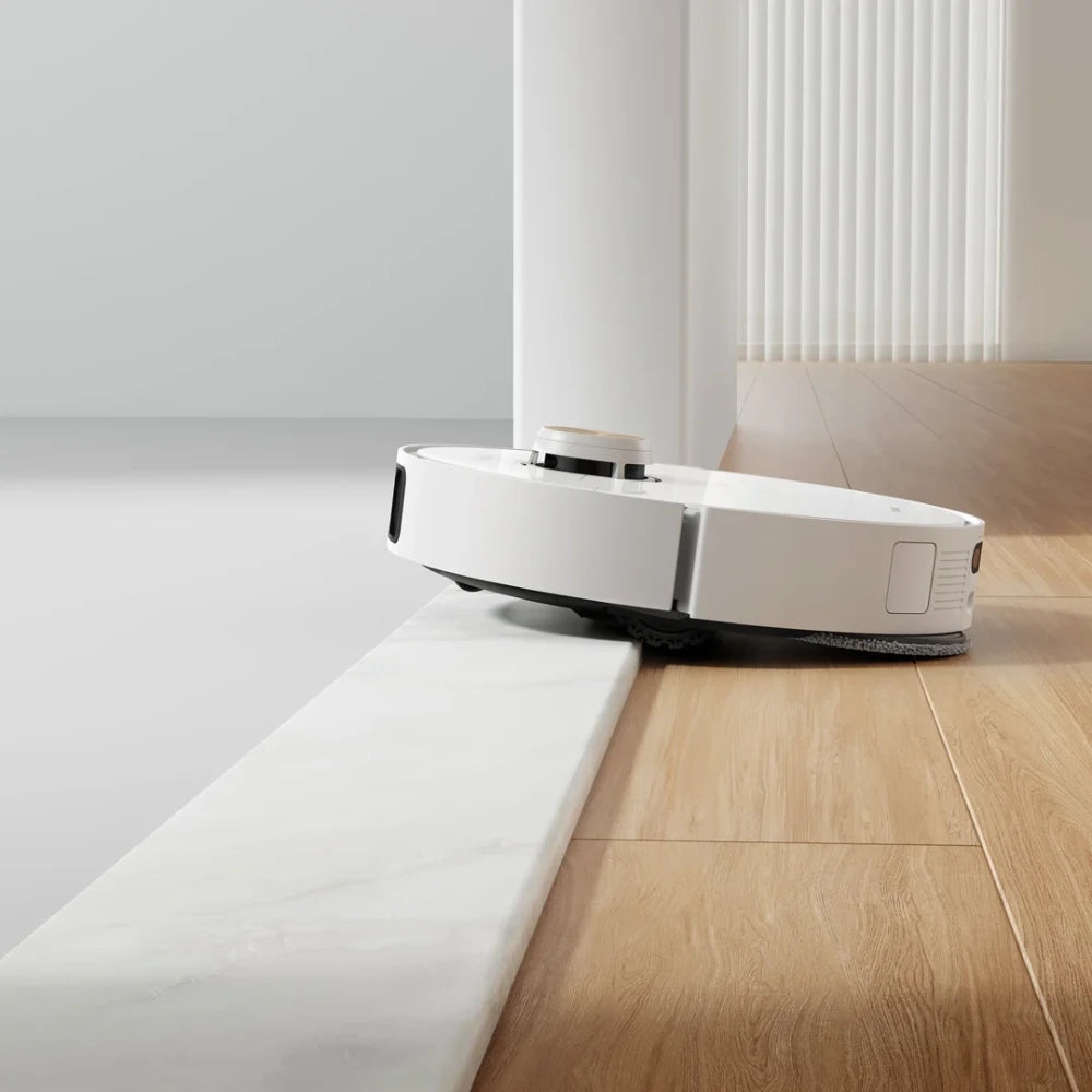 Dreame L40 Ultra Robot Vacuum Robotic Vac and Mop with Self-Cleaning and Auto-Empty | RLX53SE
