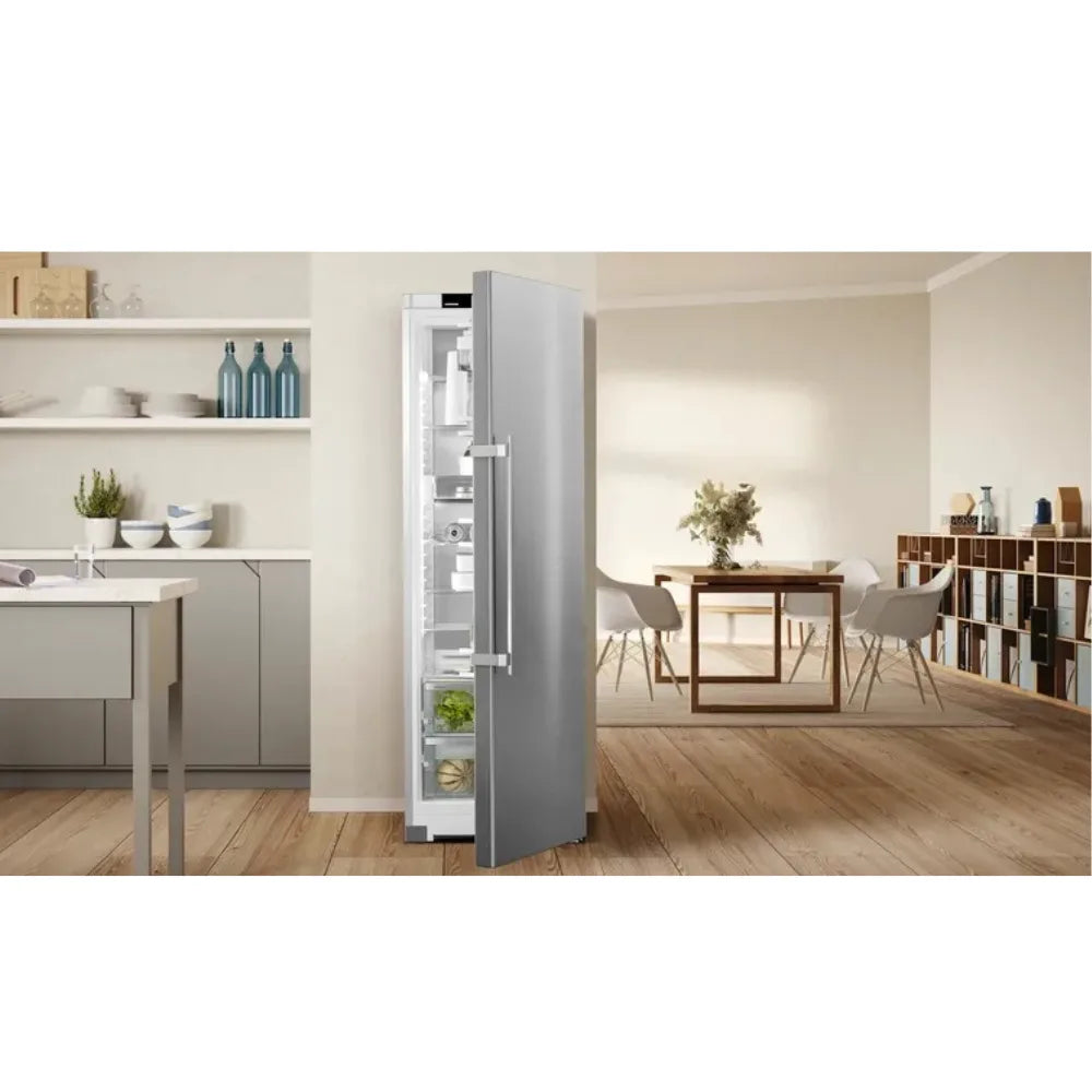 Liebherr 201.5cm No Frost Fridge Freezer - Silver | CNSDA-5723