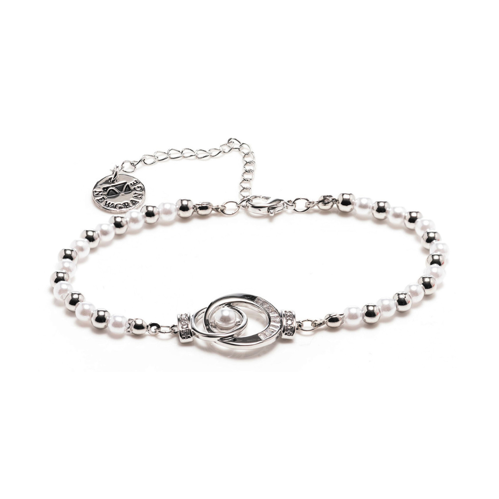 Newgrange Living Bracelet Silver with Pearls | 600349