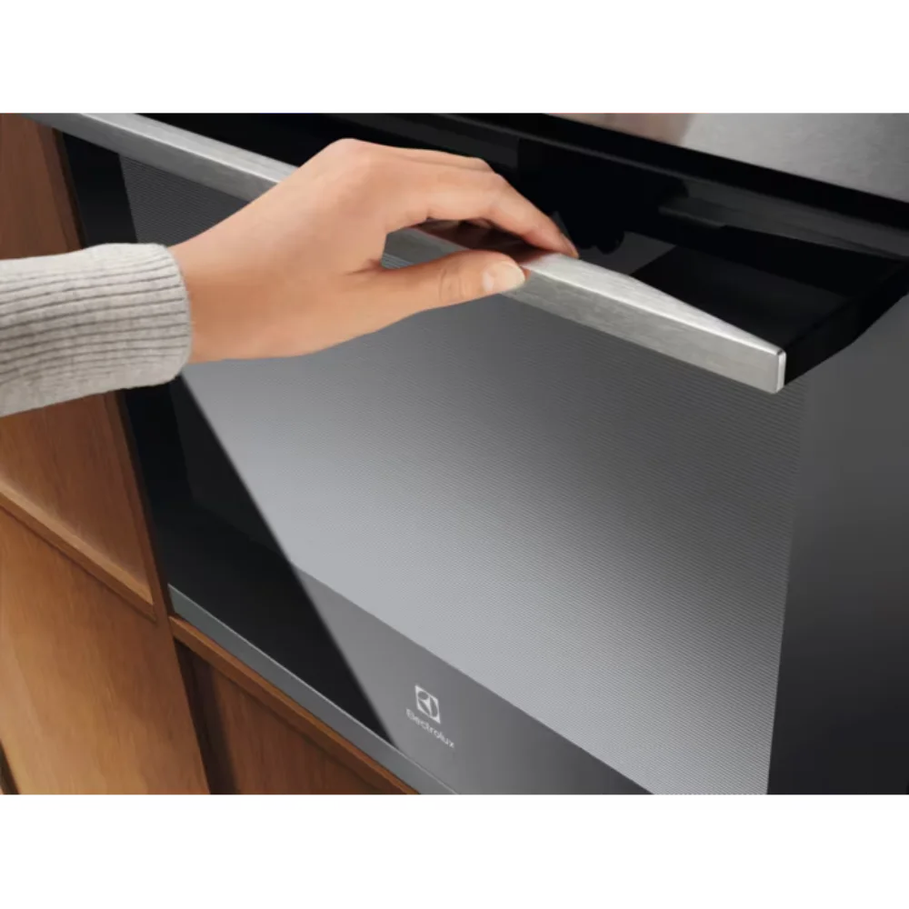 Electrolux Built In Multifunction Electric Single Oven - Stainless Steel | KOHGH40BX