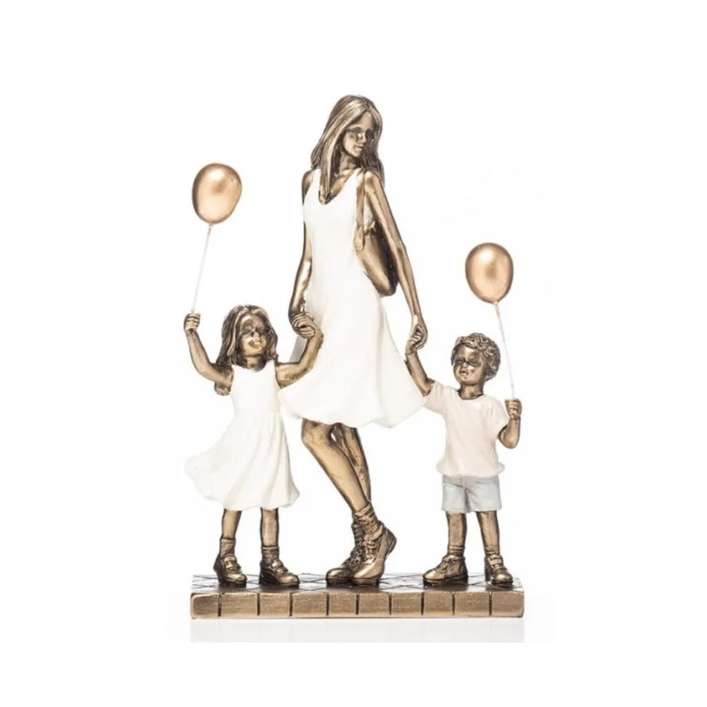 The Grange Collection Mother and Children with Balloons 24.5cm | KT12