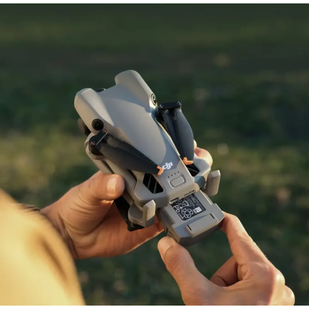 DJI Mini 5 Pro Fly More Combo (RC2) Drone | CP.MA.00000894.01