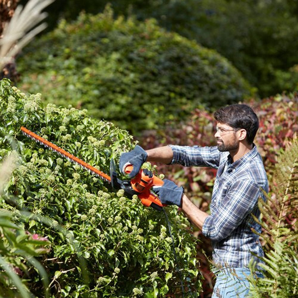 Black & Decker 420W 45cm Hedge Cutter Trimmer | BEHT201