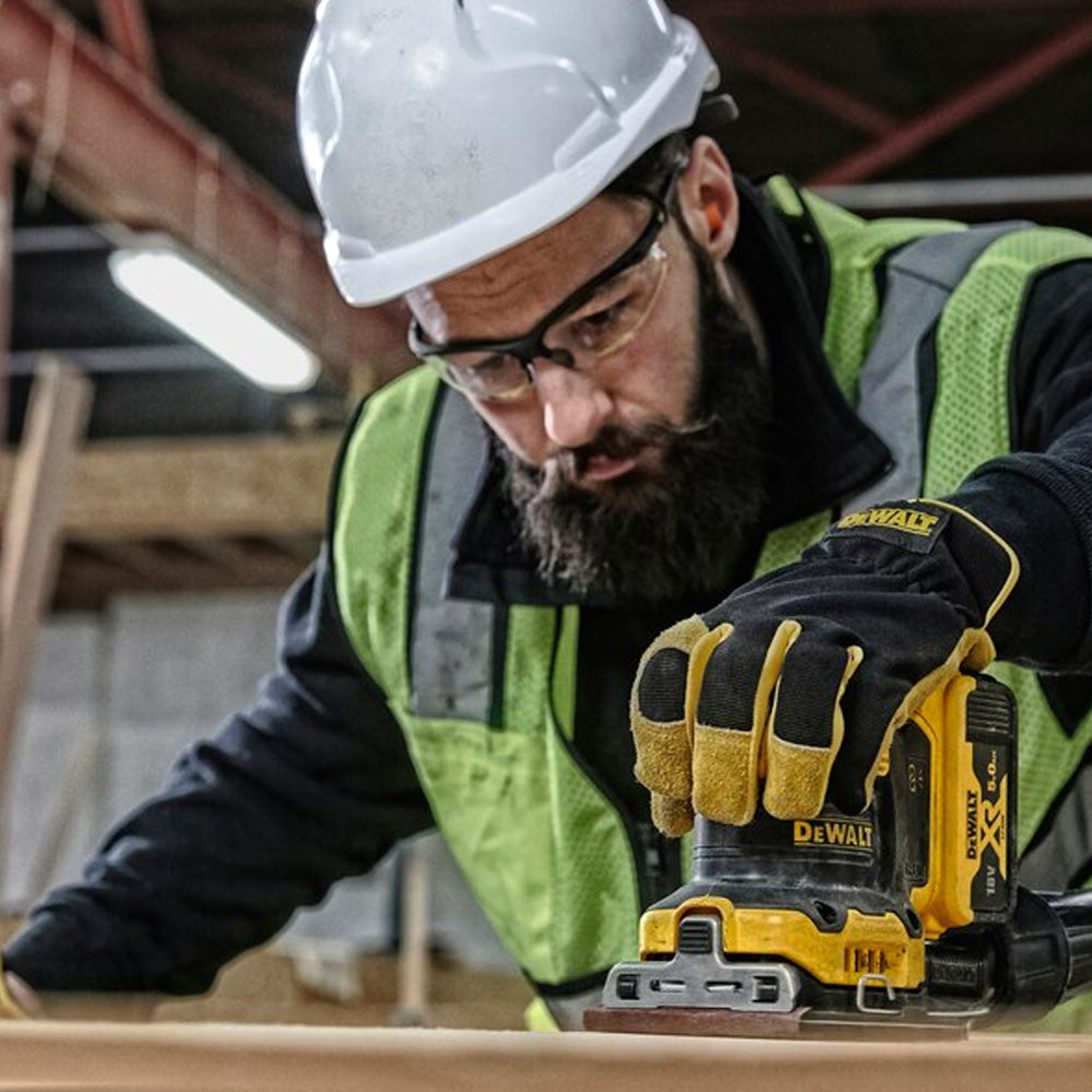 Dewalt DCW200N XR Brushless 1/4 Sheet Palm Sander 18V Bare Unit | DEWDCW200N