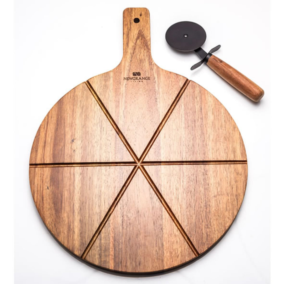 Newgrange Living Pizza Board with Cutter | 500016