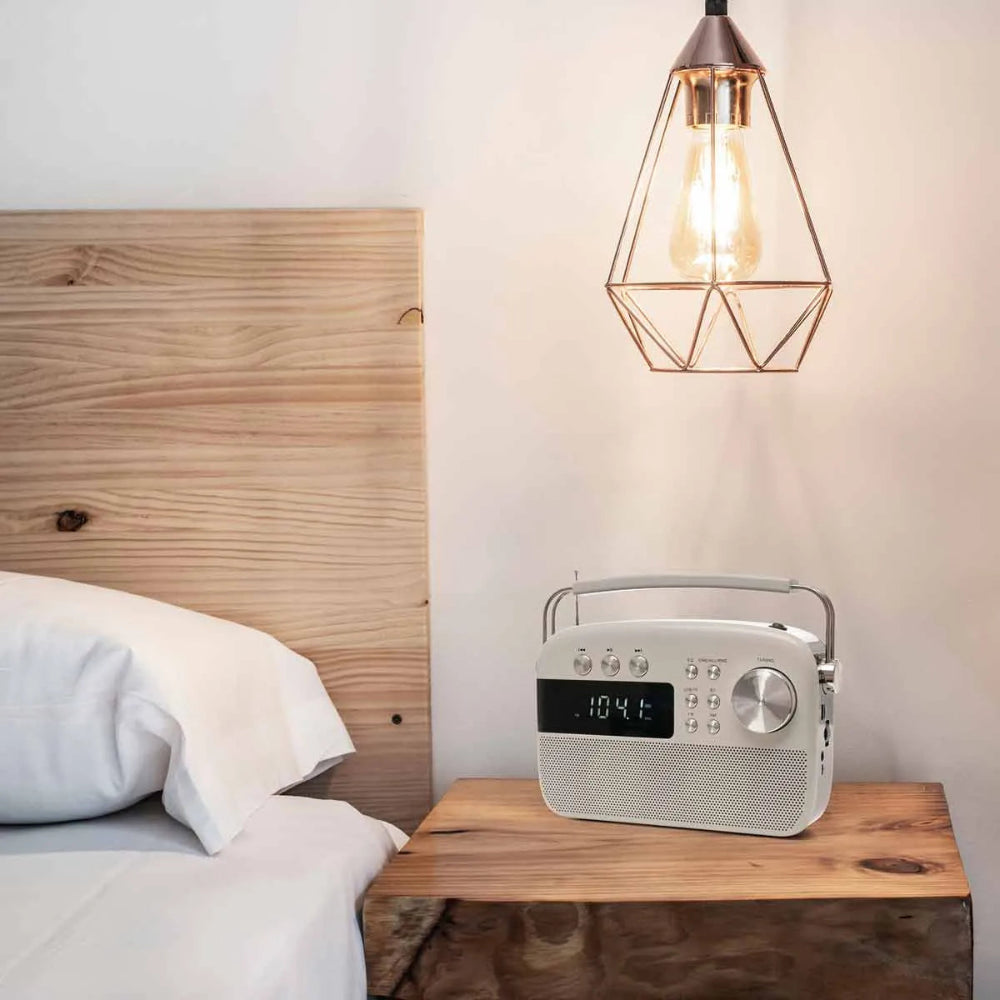 Lloytron 2 Band Encore Rechargeable AM/FM Radio + Music Stream - White | PP6407WH