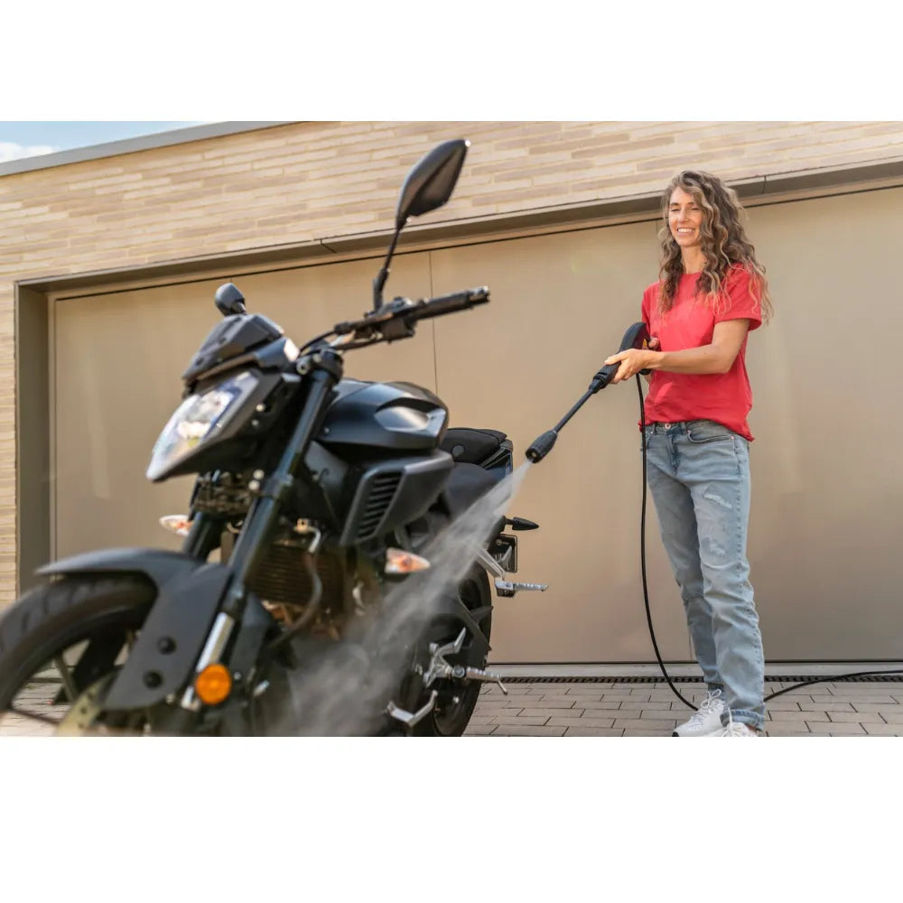 Karcher K3 Classic Home Power Pressure Washer | 1.676-221.0