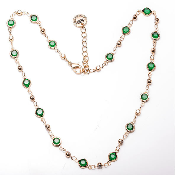 Newgrange Living Emerald Diamond Pendant - Gold