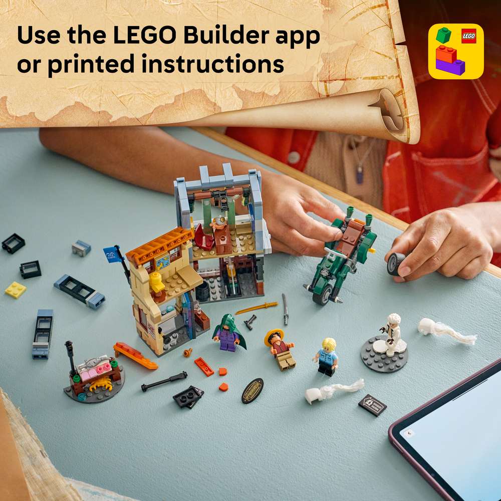 LEGO ONE PIECE Showdown with Captain Smoker 75642 - captioned product view. 547 pieces. Ages 9+.