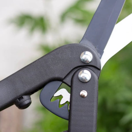 True Temper Ames Geared Hedge Shears Clippers | 9309