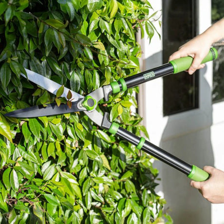 True Temper Ames Carbon Steel Telescopic Hedge Shear Clippers 23cm | 9310