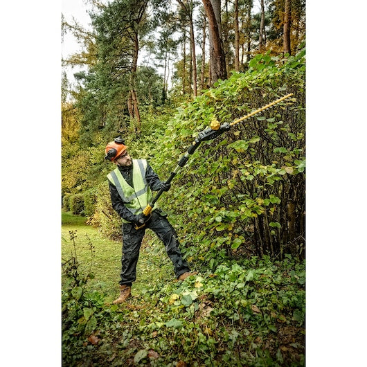Dewalt XR Pole Hedge Trimmer 18V Bare Unit | DCMPH566N