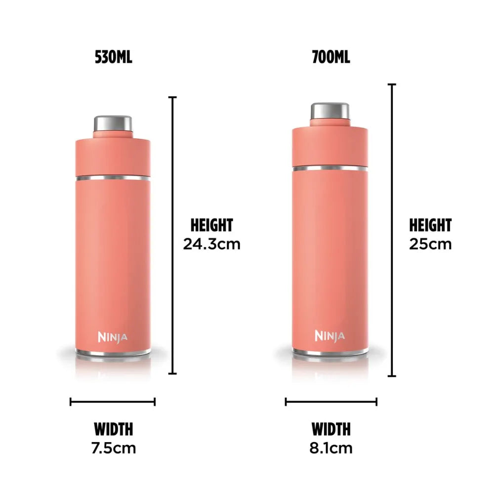 Ninja Thirsti 700ml insulated travel bottle in coral with stainless steel cap shown next to 530ml size comparison, displaying dimensions of 25cm height and 8.1cm width