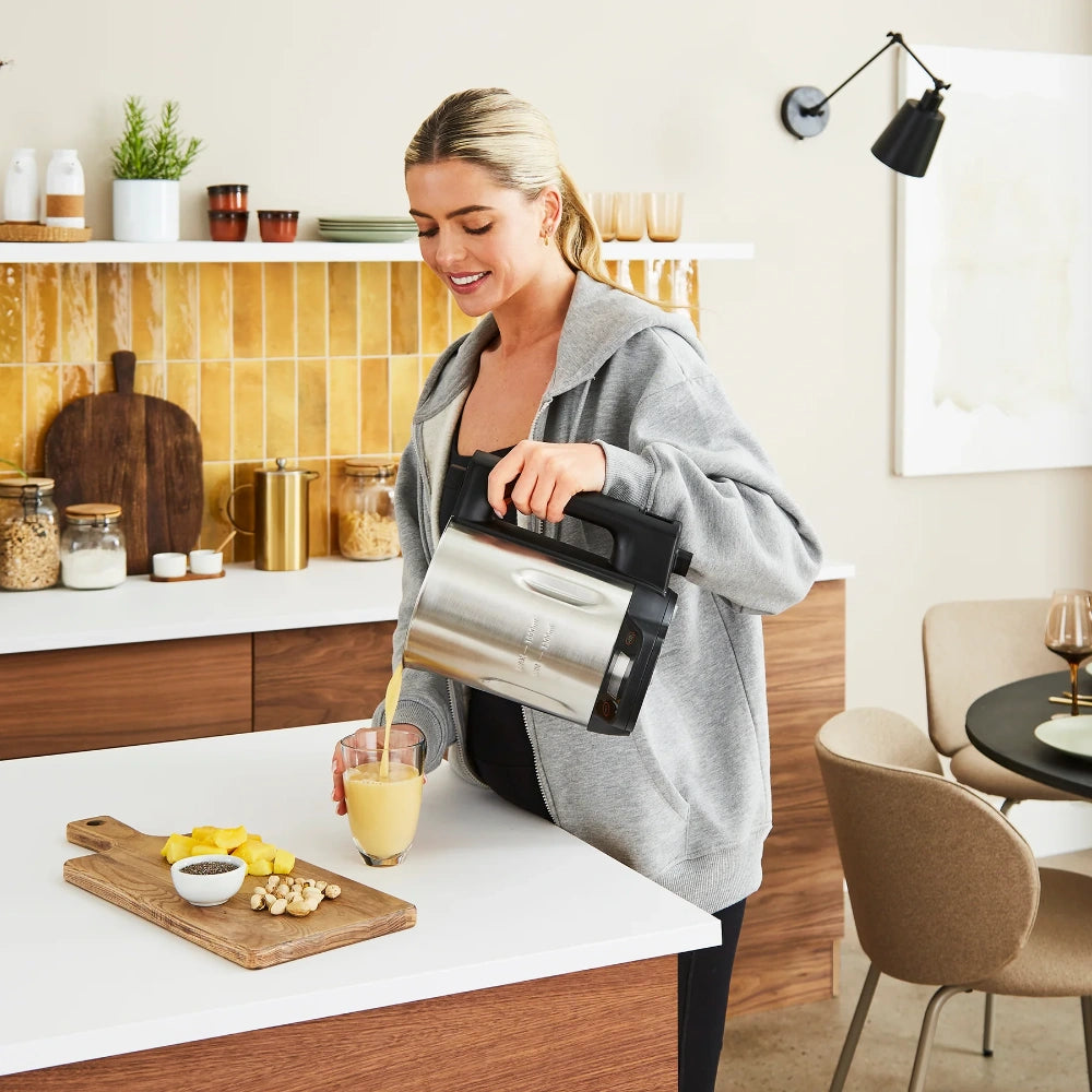 Morphy Richards 1.6 Litre Soup Maker with Integrated Weighing Scales | 501025