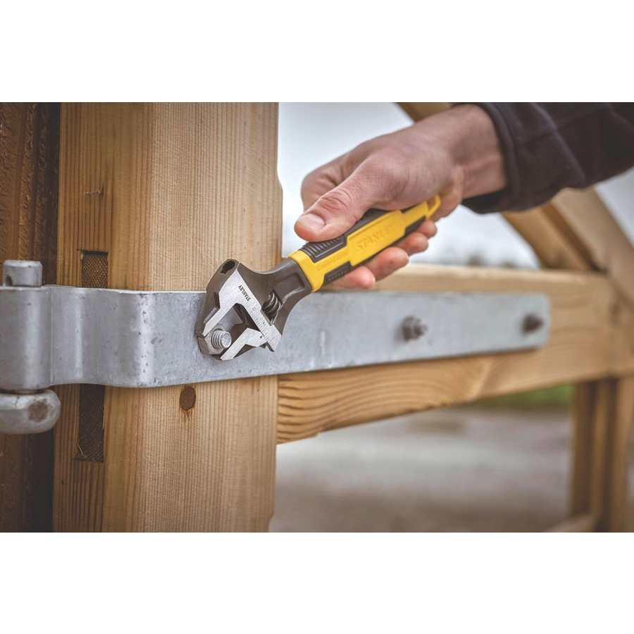 Stanley MaxSteel Adjustable Wrench 250mm (10in) | STA090949