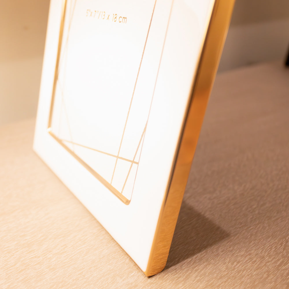 Tara Lane Ella Photo Frame 5 x 7 - White / Gold | TL6363
