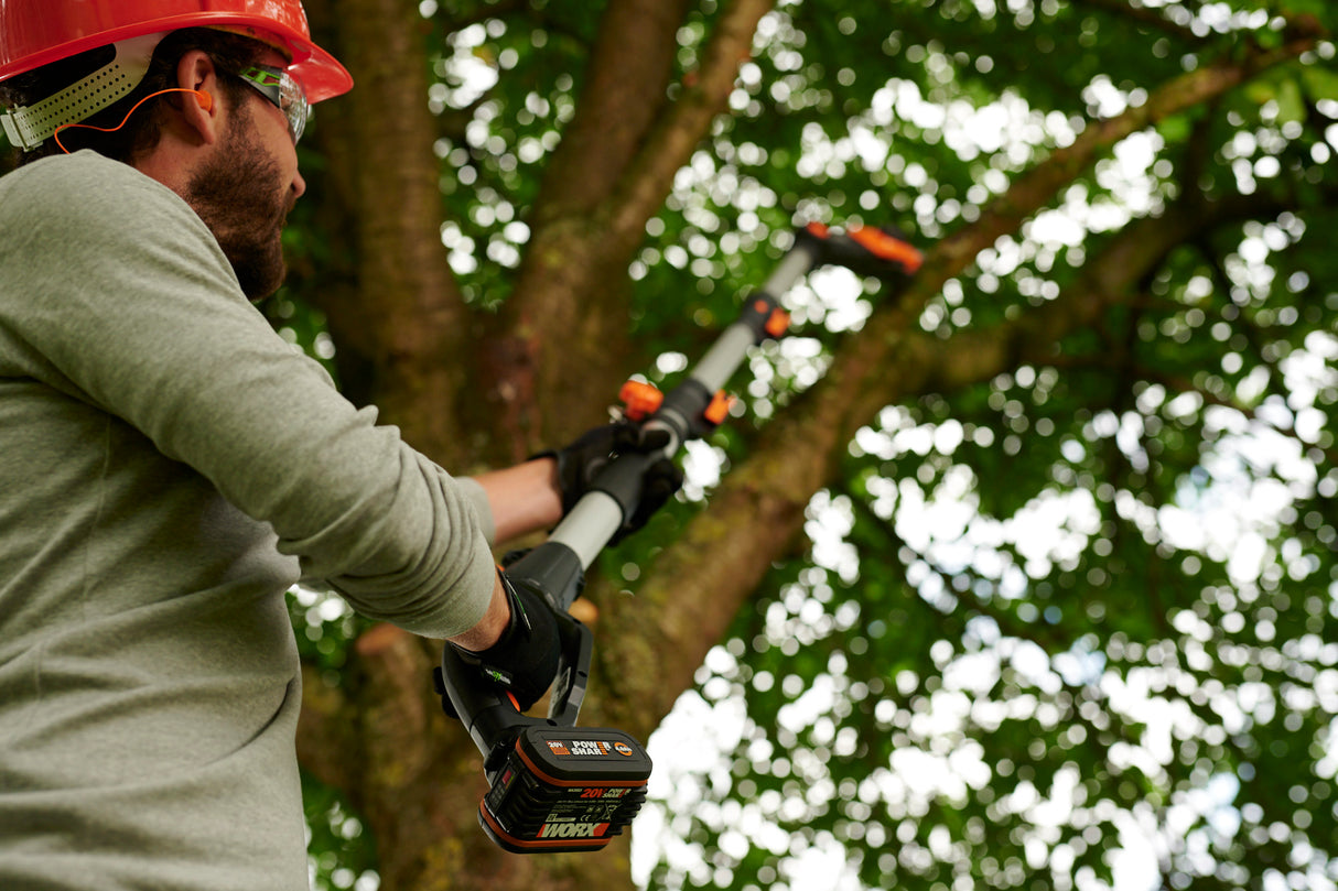 Worx 20V Cordless Pole Chainsaw Saw with Battery | WG349E