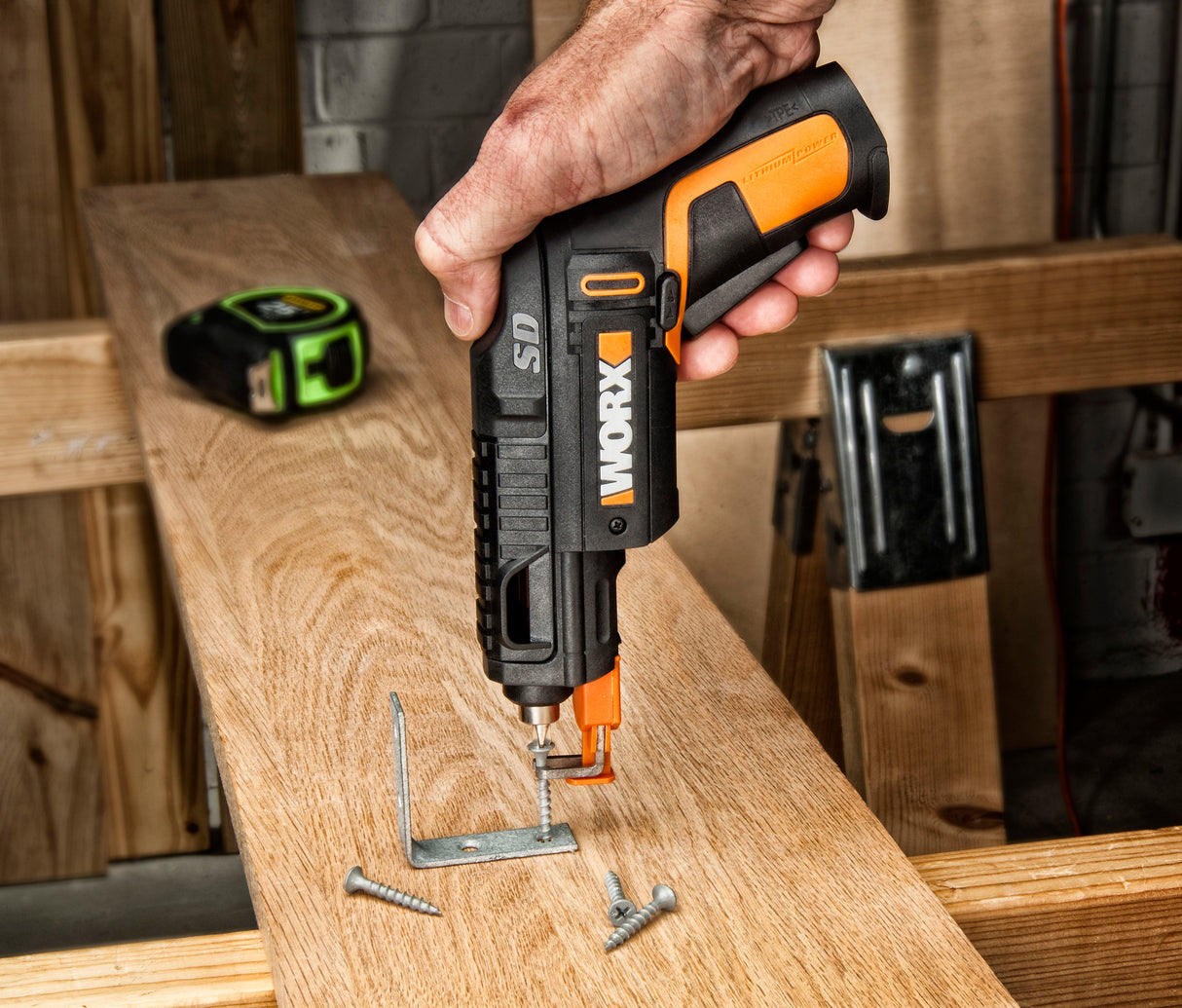 Worx Cordless Screwdriver with Screw Holder 4v | WX255