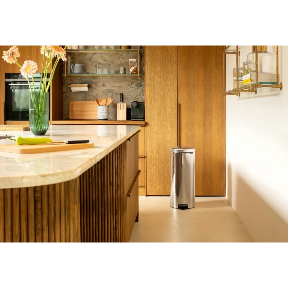 Brabantia 30 Litre New Icon Pedal Bin - Platinum | 114441