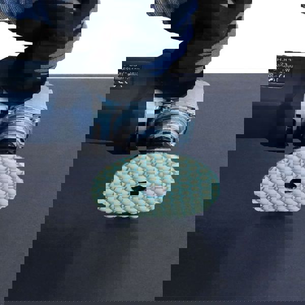 Bihui 4 inch dry diamond polishing pad shown in light blue and white circular disc format with textured diamond surface against dark gray background