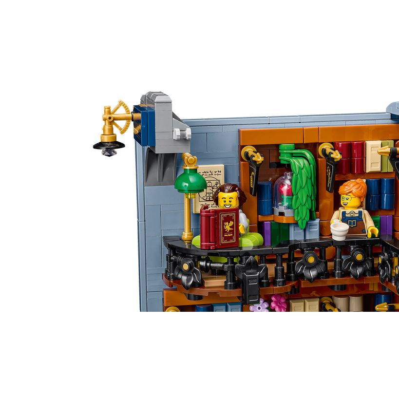Lego Icons Bookstore: Book Nook | 11379