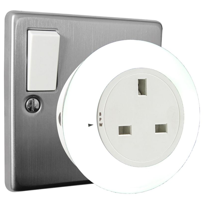 Unicom Plug Through Colour Change Night Light | UNC68389