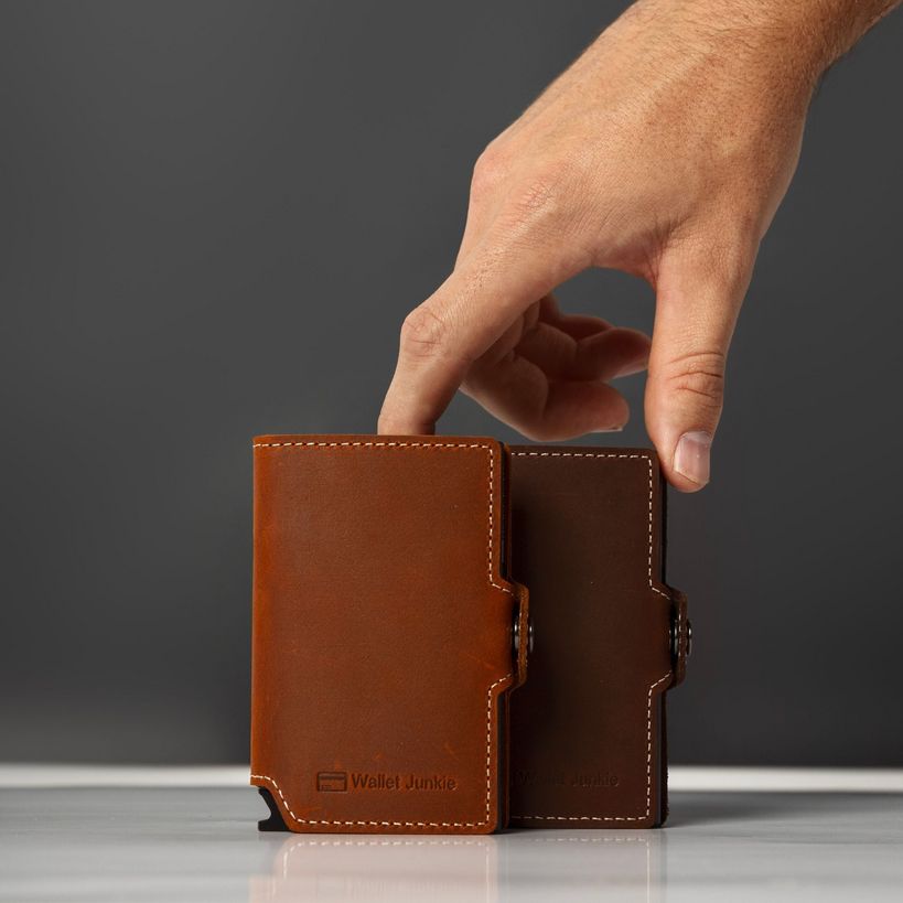 Wallet Junkie Pro Slim for up to 9 Cards - Coffee Brown | WJP-COF