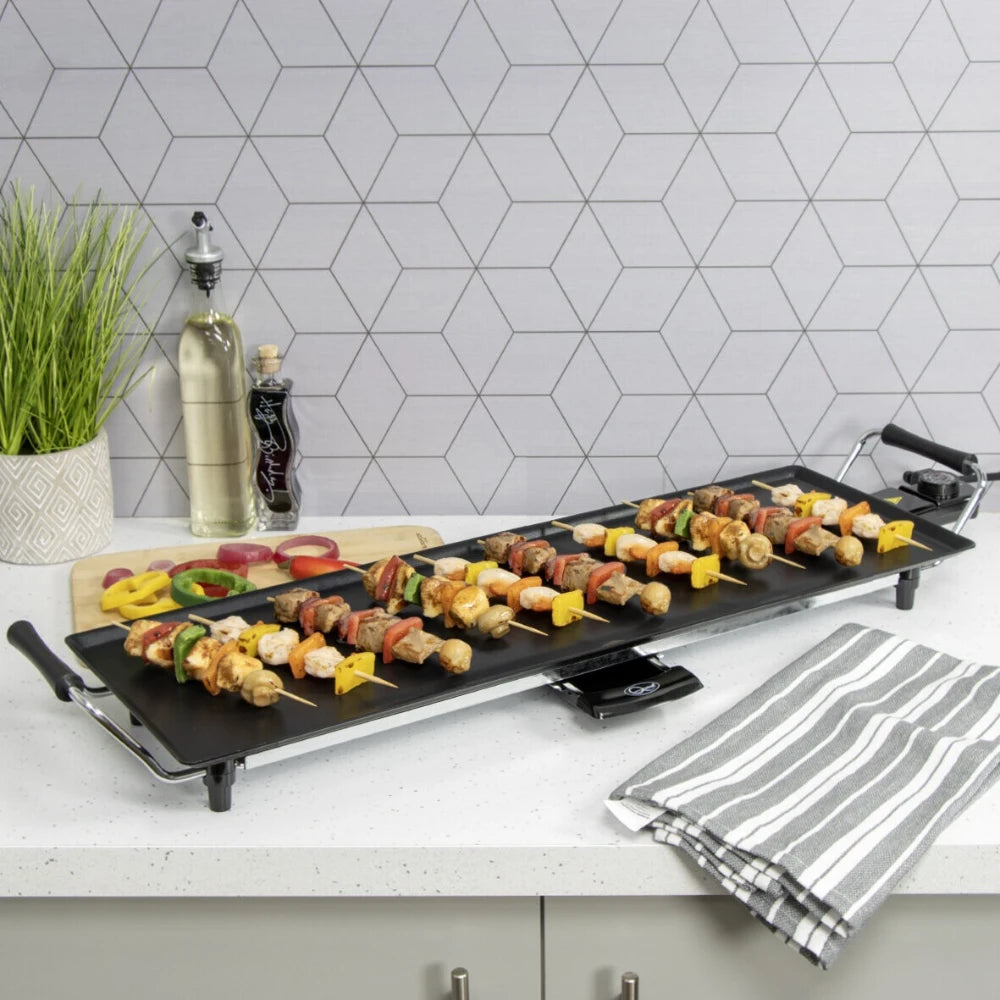 Quest Electric Teppanyaki Grill X70 1800W 70cm x 23cm | 32529A
