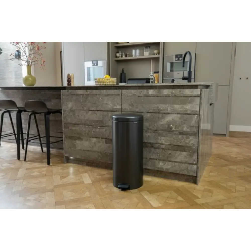 Brabantia NewIcon Pedal Bin 30 litre - Confident Grey | 233524