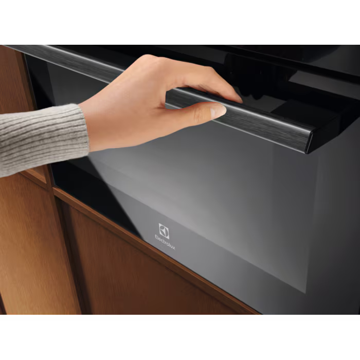 Electrolux Built in Electric Single Oven - Black | EVLDE46K