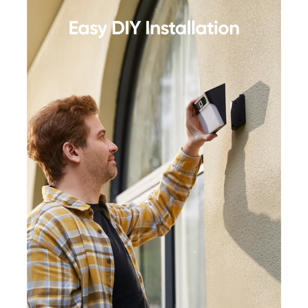 Eufy Solar Wall Light Cam S120 All in One Wall Light and Camera | T81A0311