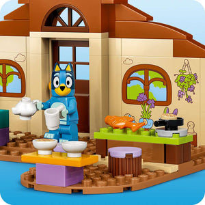 LEGO Bluey School with Rusty and Bluey 11221 - close-up detail of the finished build. 106 pieces. Ages 4+.