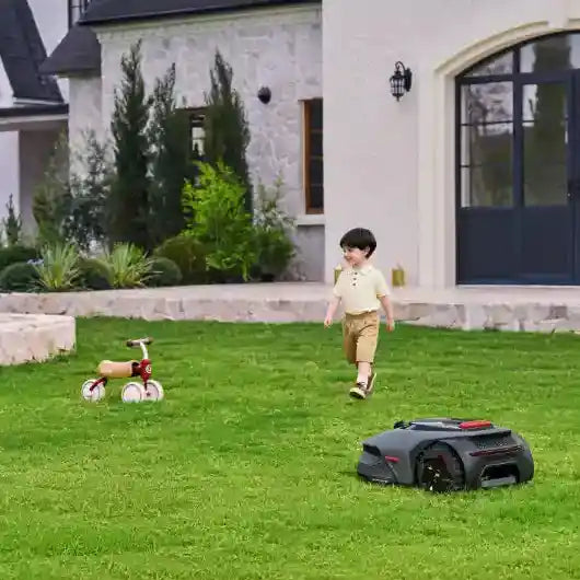 Mova LiDax Ultra 800 Robot Robotic Lawn Mower 800m2 - Grey | MXXM2100