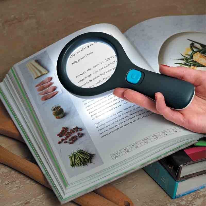 Smart Garden Magni Light Magnifying Glass - Assorted Colours | 3160012