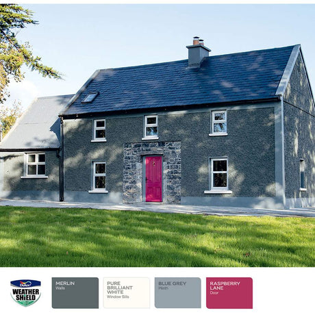 Dulux Weathershield Masonry Paint 5 Litre - White - lifestyle