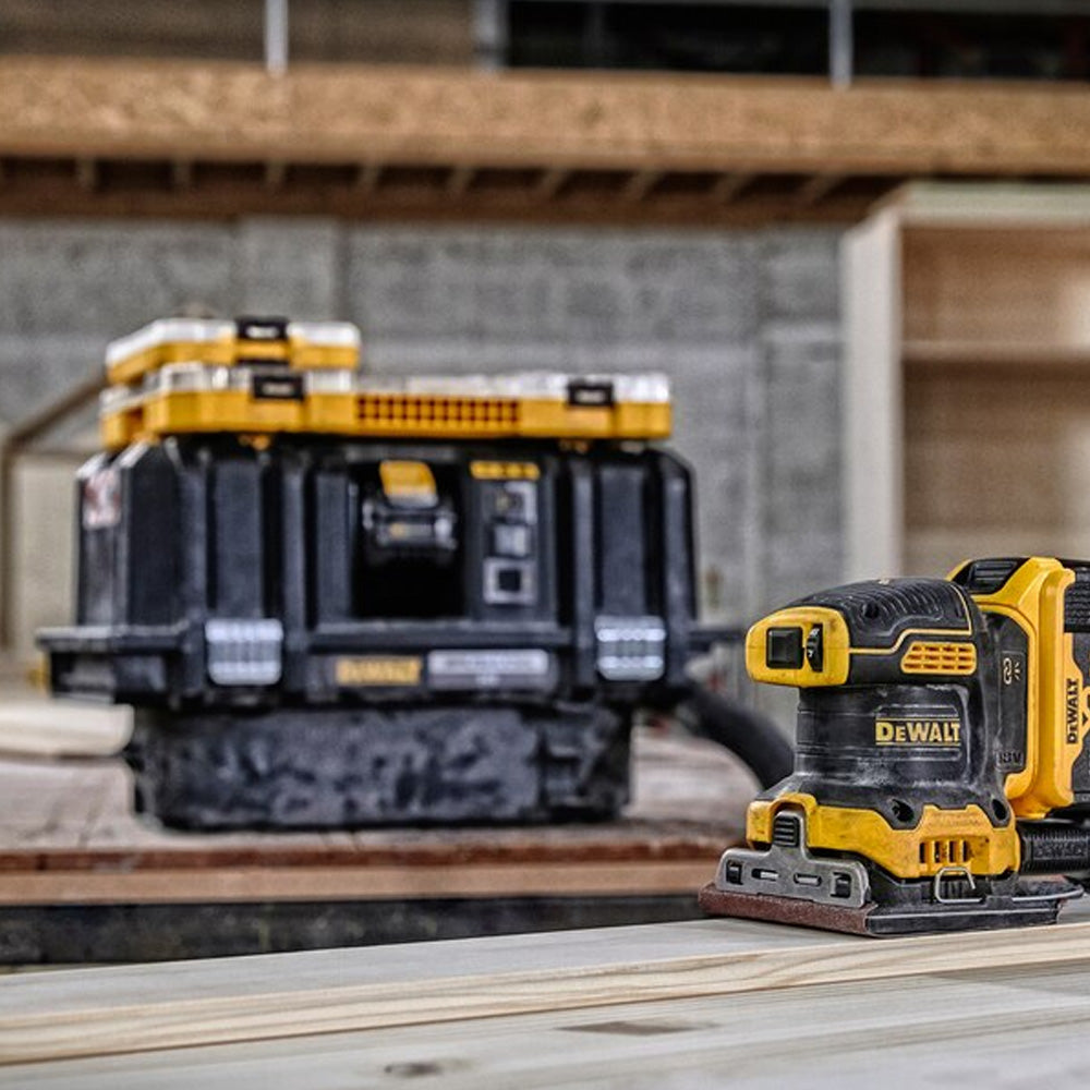 Dewalt DCW200N XR Brushless 1/4 Sheet Palm Sander 18V Bare Unit | DEWDCW200N