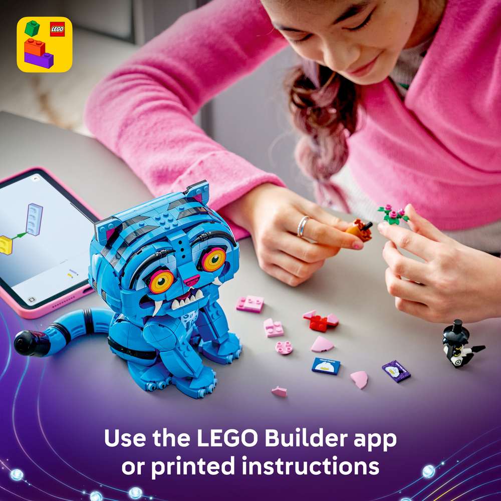 LEGO KPop Demon Hunters Derpy Tiger and Sussie Bird 72537 - captioned product view. 825 pieces. Ages 9+.
