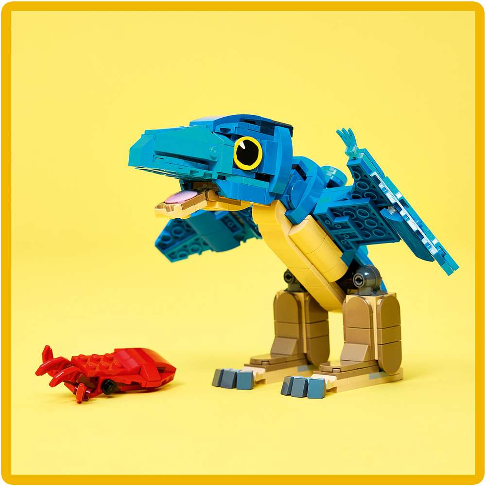 LEGO Jurassic World Baby Dinosaur: Pteranodon 77977 - close-up detail of the finished build. 373 pieces. Ages 7+.