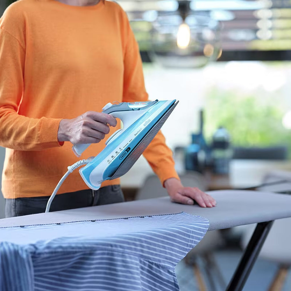 Braun FreeStyle 5 Steam Iron - Blue | SI5008BL
