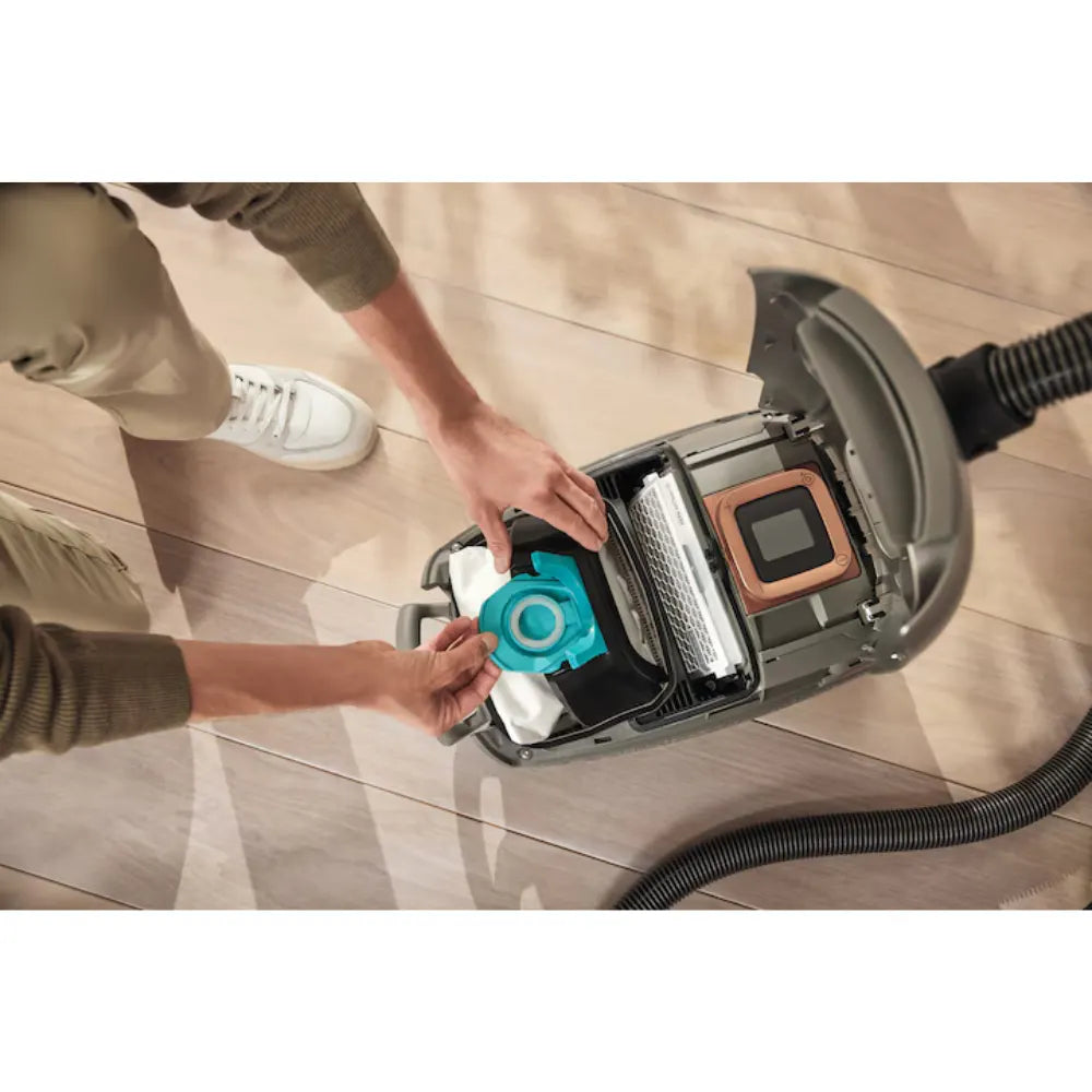Miele Guard L1 All Floor Bagged Vacuum Cleaner - Obsidian Black | 12652280