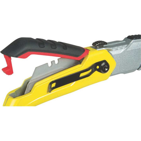 Stanley Fatmax Retractable Folding Knife | STA010825