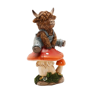 Country Living Highland Cow on a Mushroom | CL569