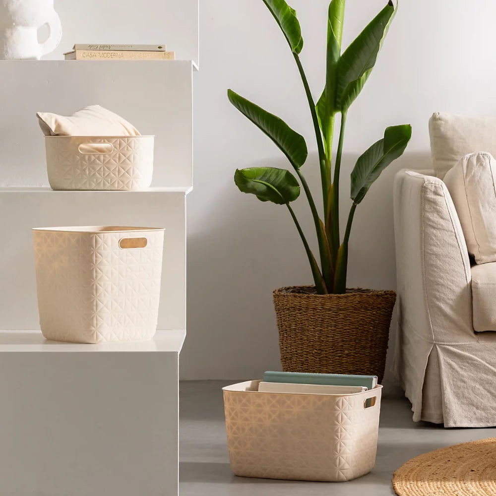 Curver Softex Large 19 Litre Storage Box - Chalk White | CUR260058