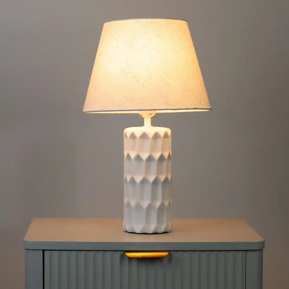 Tara Lane Isla Ceramic Table Lamp 41cm - White | TL6936