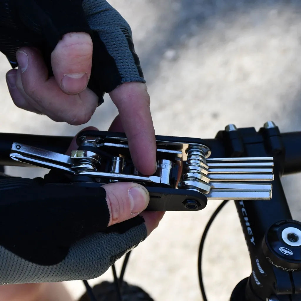 Six Peaks Cycling Multi Repair Tool for Bike | SIC000301