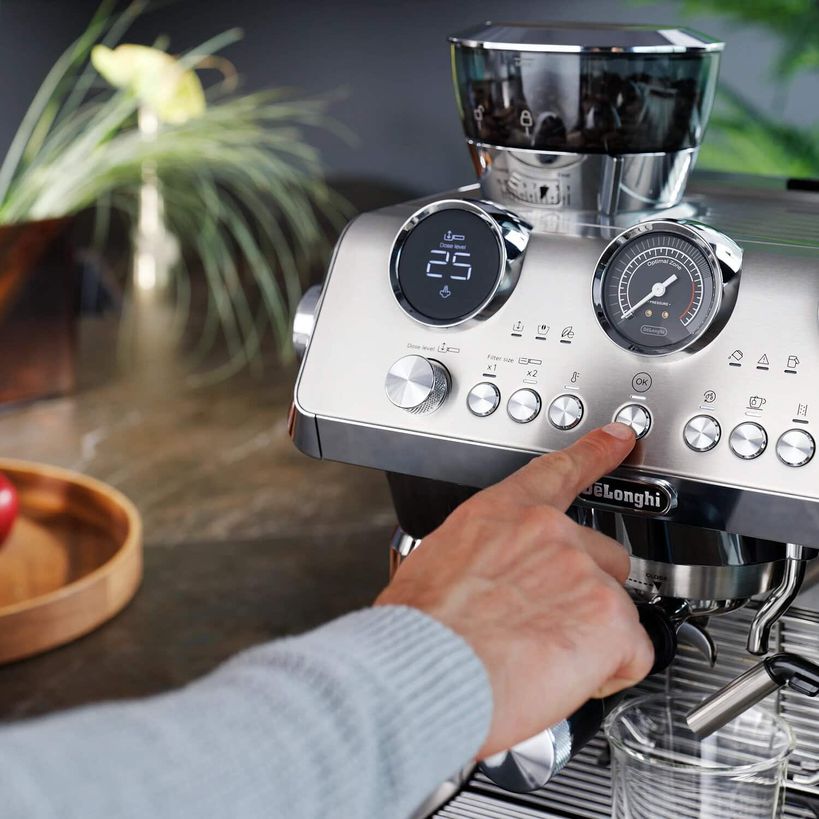 DeLonghi La Specialista Maestro Bean to Cup Coffee Machine - Silver | EC9885.M